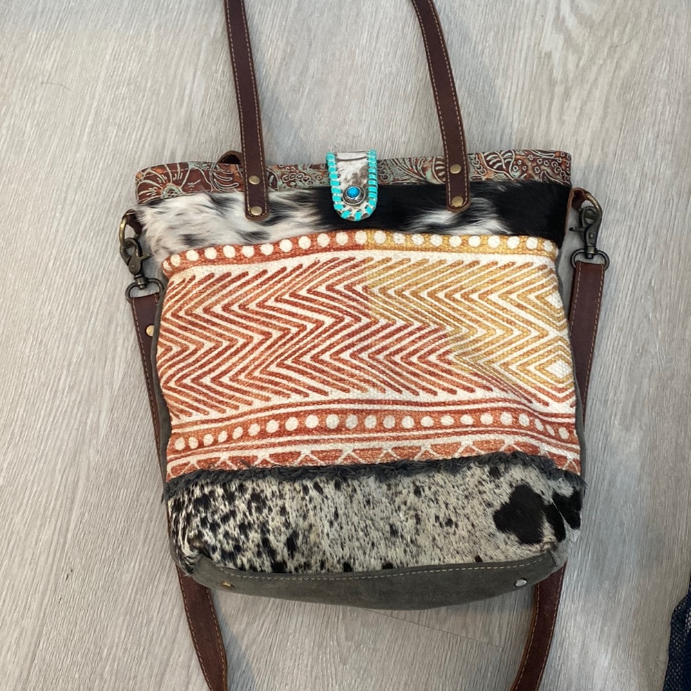 Myra Purse